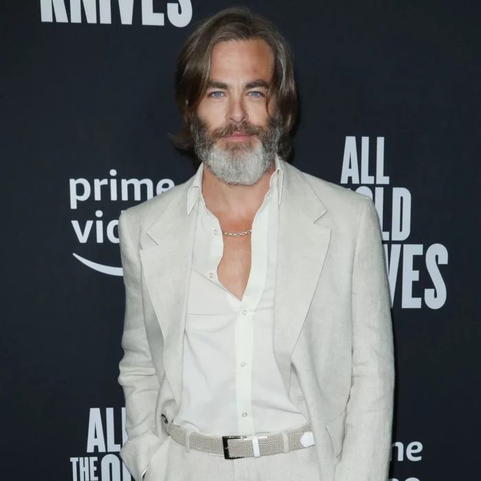 chris pine en evento de All the Old Knives en 2022