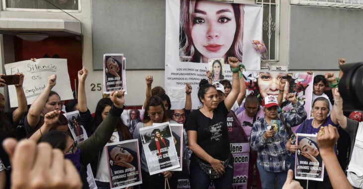 mujeres en marcha por justicia para Ingrid Escamilla 