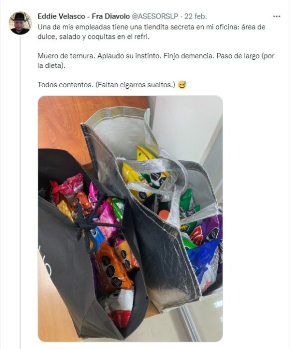 captura de pantalla de un tweet que muestra la tienda clandestina de una empleada en la oficina