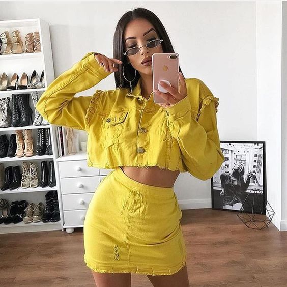 conjunto amarillo ;Outfits amarillos para darle la bienvenida a la primavera