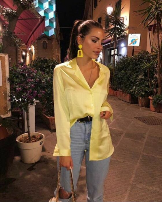 yellow satin blouse; yellow outfits to welcome spring