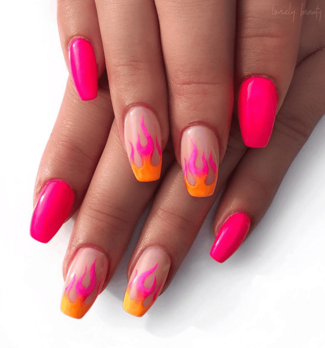 Las mejores ideas para pintar tus uñas con colores neón