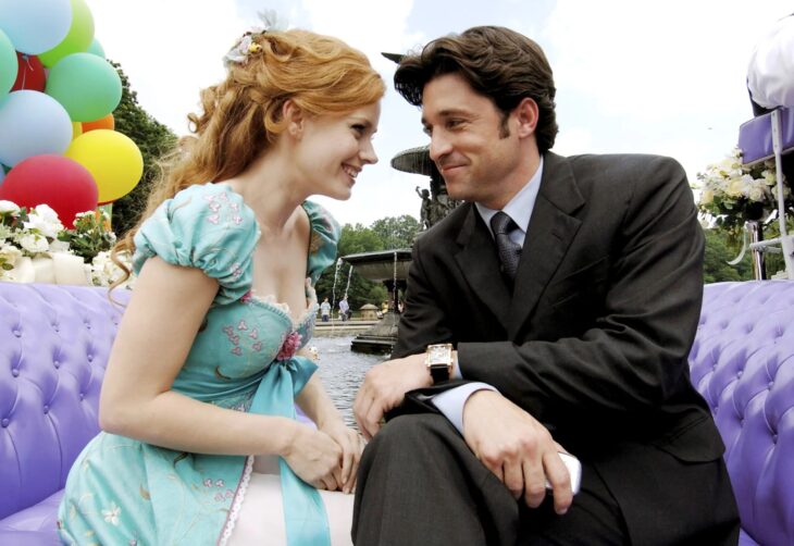 Amy Adams y Patrick Dempsey en Encantada