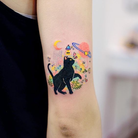 gatito espacial; ;tatuajes raros y bonitos que vas a querer llevar