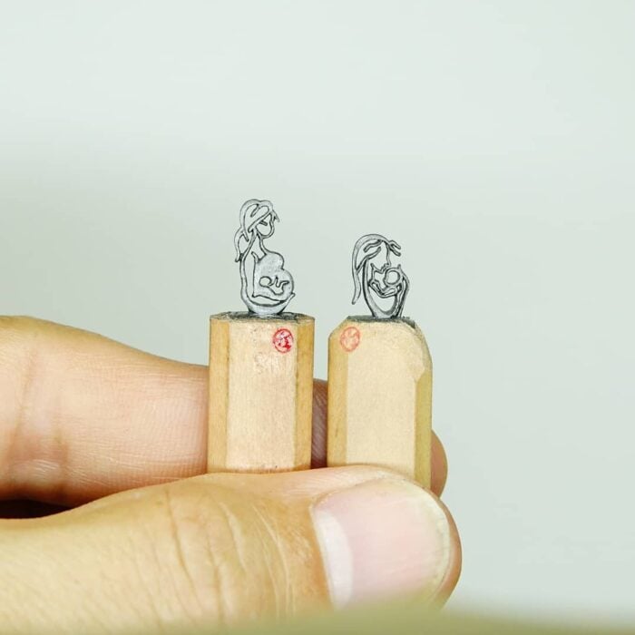 manos ;Artista crea hermosas y diminutas esculturas en la punta de los lápices
