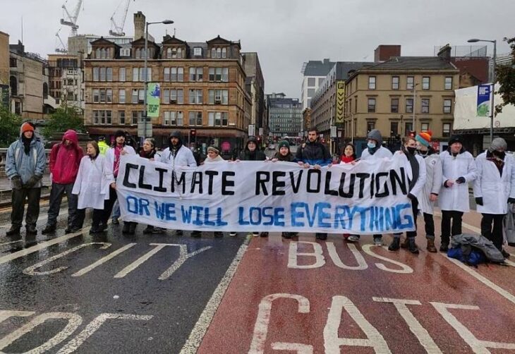 Scientists around the world protest environmental crisis