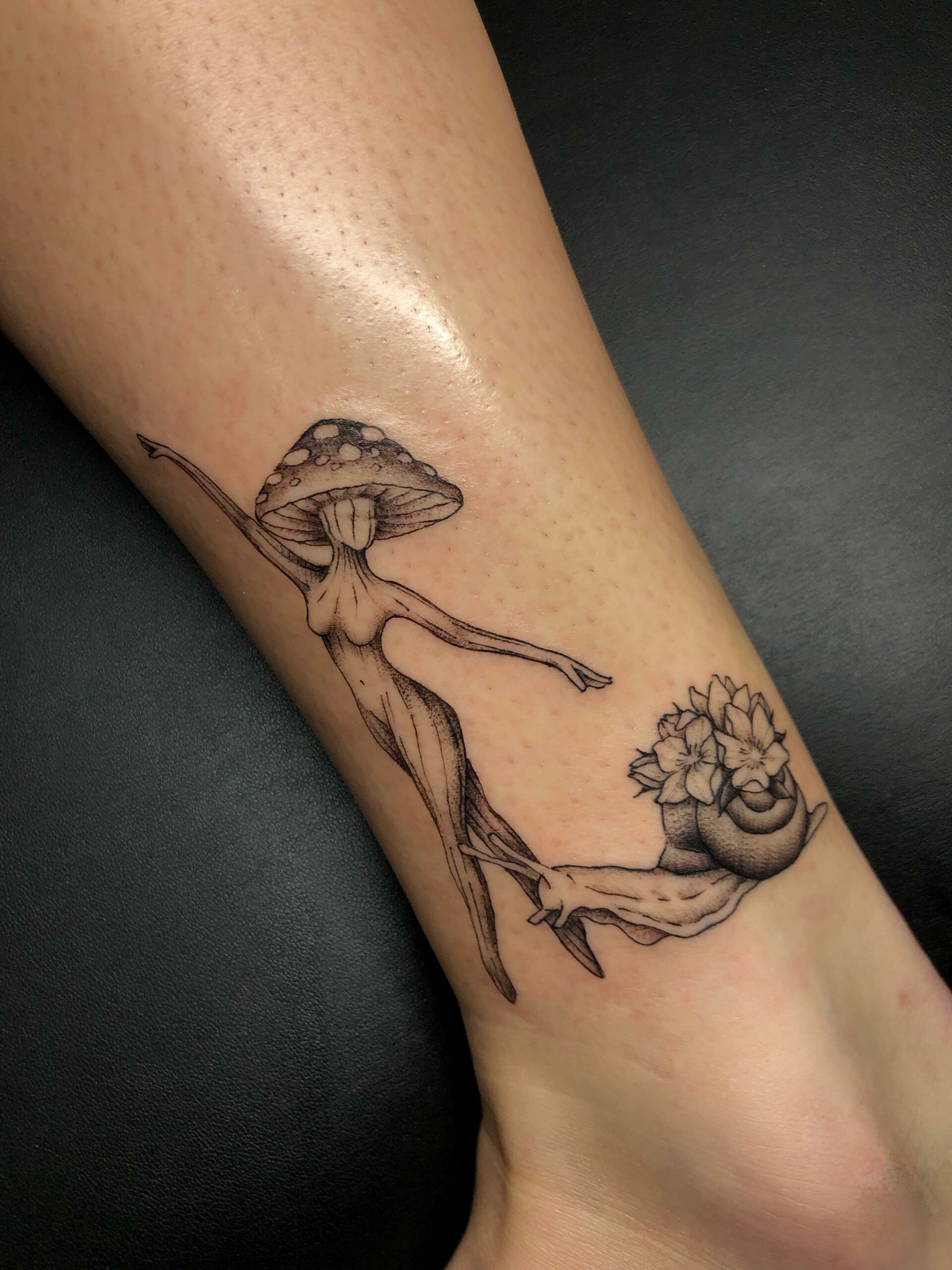 15 Original mushroom tattoo ideas that will make you fall in love