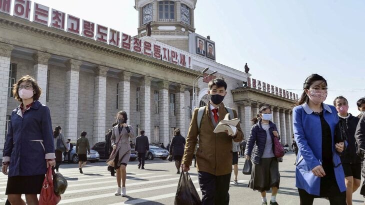 Covid llegó a Corea del Norte: Kim Jong-Un ordena confinamiento por primer caso