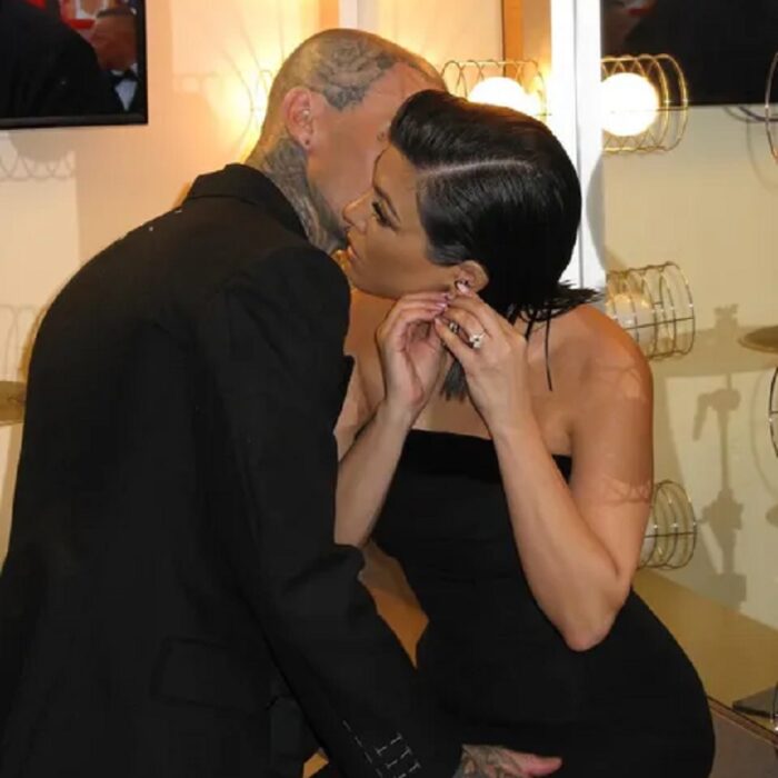 Travis Barker y Kim Kardashian