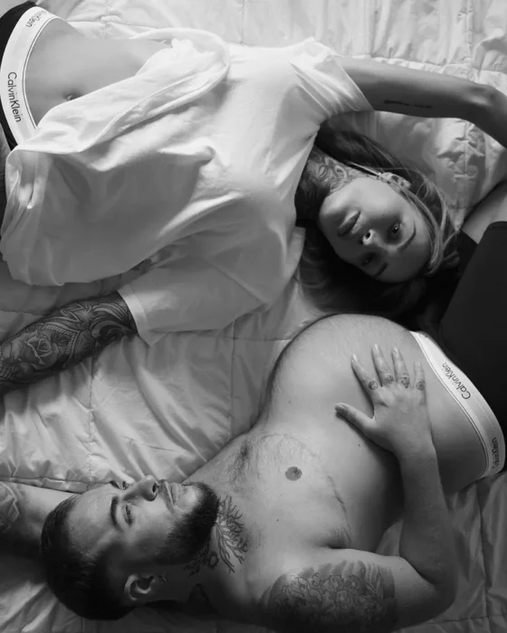 Robert Bete y Erika Fernández para campaña de Calvin Klein por el Días de las Madres