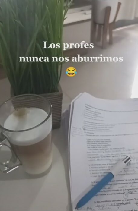 image showing a Macchiatto next to a pen and an exam 