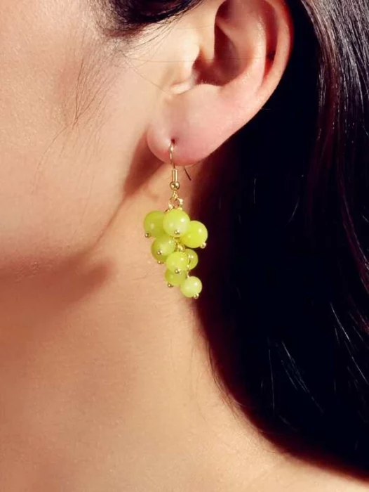 Grapes ;13 Food earrings that will whet your appetite 