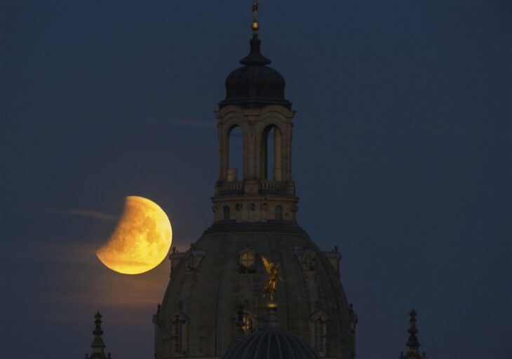 red moon seen from Dresden, Saxony in Germany 