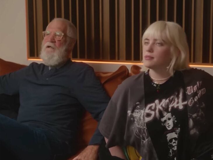 David Letterman junto a la cantante Billie Eilish 