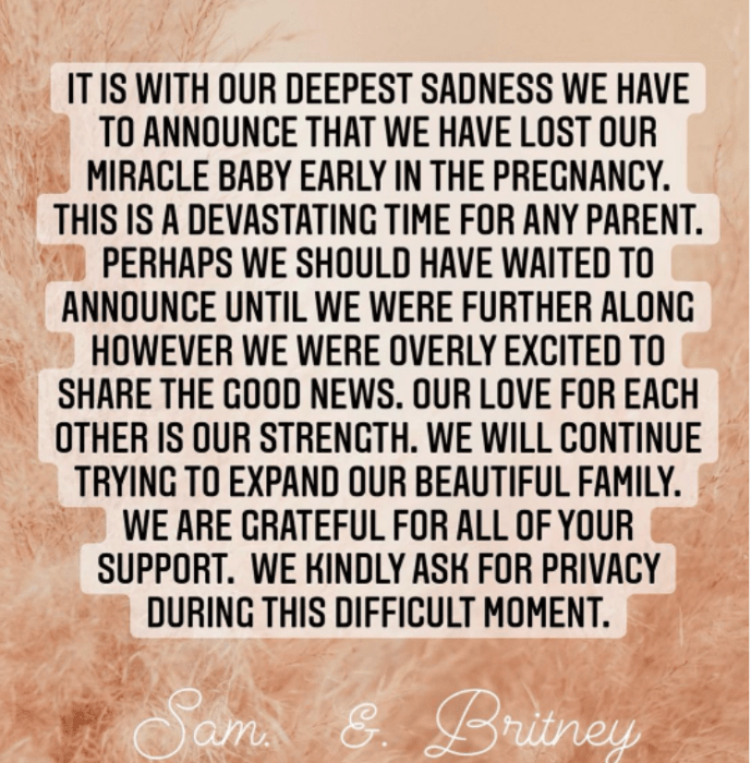 Britney Spears announces the loss of her baby on Instagram 