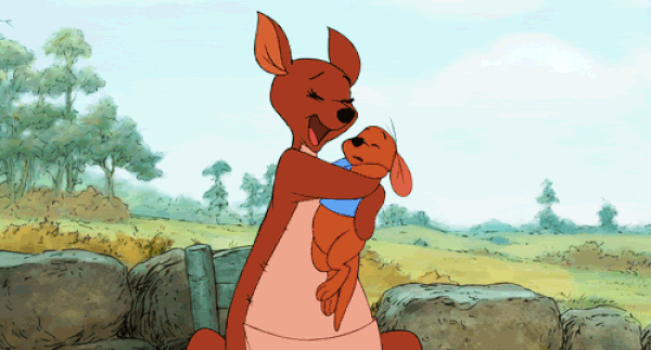 Kanga la mamá de Tigo en la película de Winnie The Pooh 