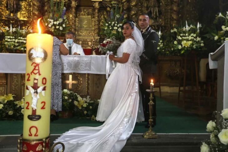 pareja celebra su boda con temática Nazi 