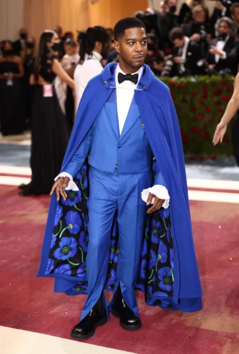 Kid Cudi ;Hombres que nos dieron más que smokings negros en la Met Gala 2022 