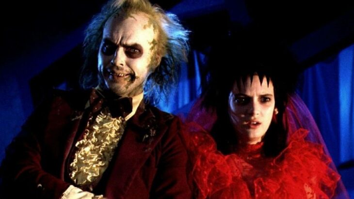 Winona Ryder y Michael Keaton en sus personajes de la película Beetlejuice de 1988