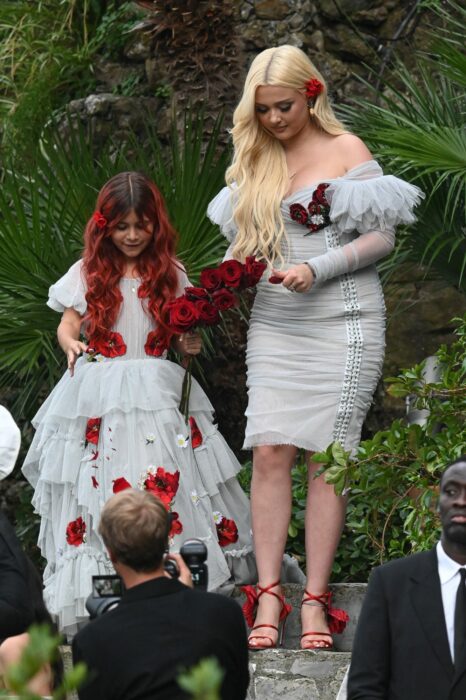 Penelope Disick y Alabama Barker ;Los looks barrocos de las hermanas Kardashian en la boda de Kourtney y Travis Barker