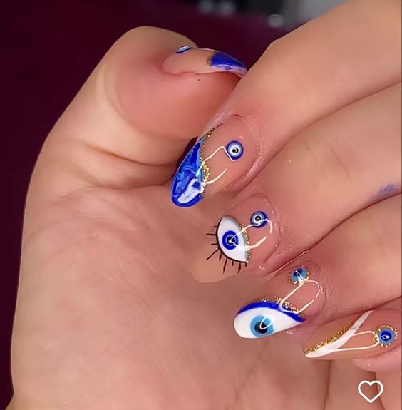 tono azul rey ;13 Lindas manicuras con ojos turcos para alejar las malas vibras