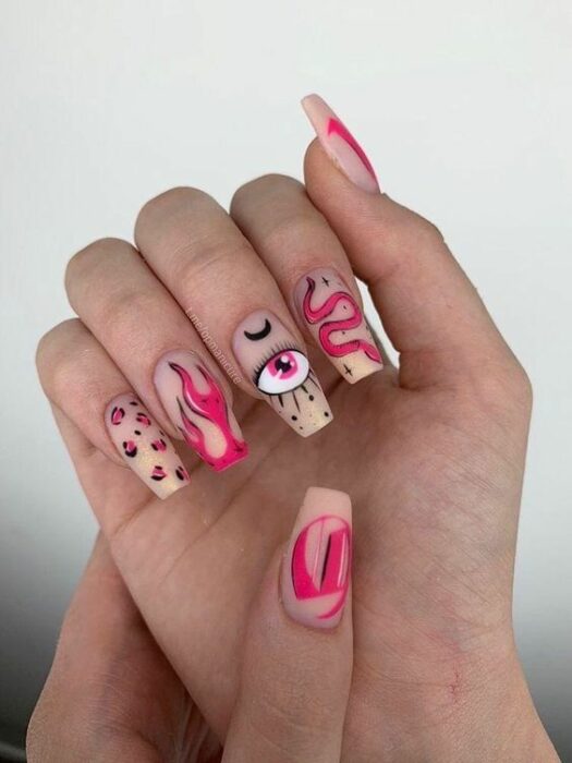 manicura rosa ;Manicuras para abrir tu tercer ojo de bruja y alejar las malas vibras