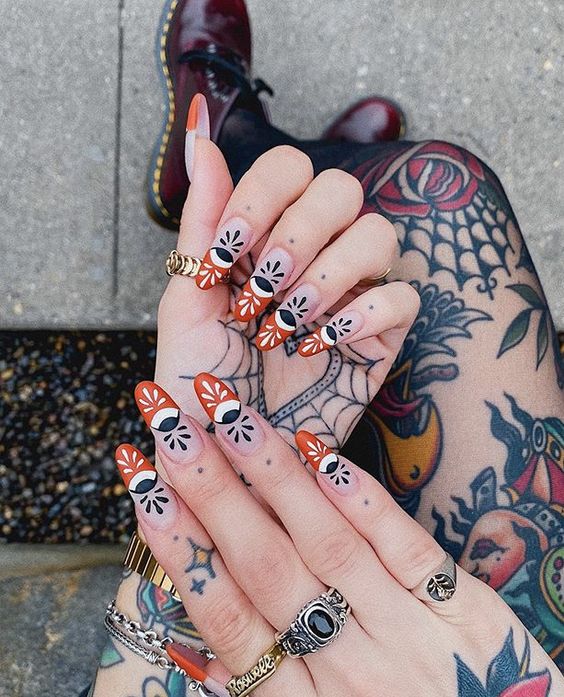 Manicura medios ojos ;Manicuras para abrir tu tercer ojo de bruja y alejar las malas vibras