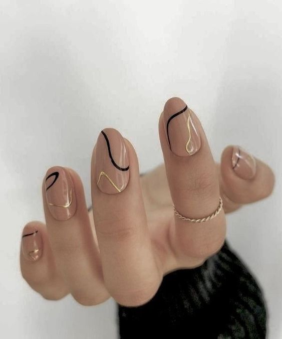 manicura ;13 Regalos para sorprender a tu amiga la que ya es mamá