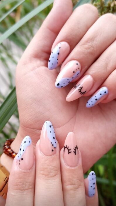 dots with eyelashes; Nails with dots that you can do at home