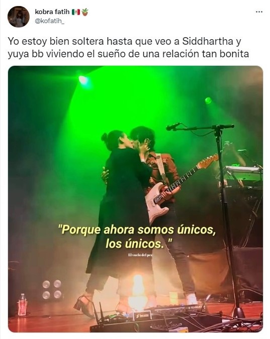 Tuit sobre Yuya y Siddhartha derrochan amor sobre el escenario e internet se derrite