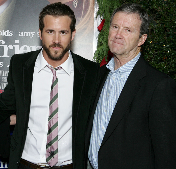 Ryan Reynolds and James Reynolds at a movie premiere, 2005