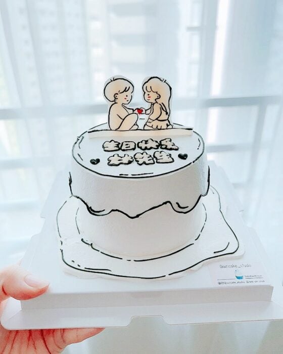 cake with a couple; 20 pop art style cakes that look like they came out of a comic