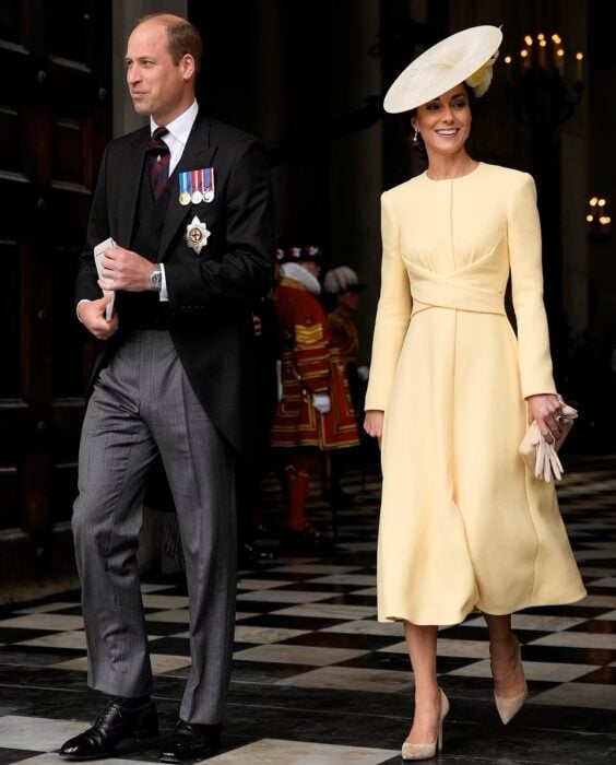 El príncipe Guillermo y Catalina de Cambridge después de asistir al Servicio de Acción de Gracias