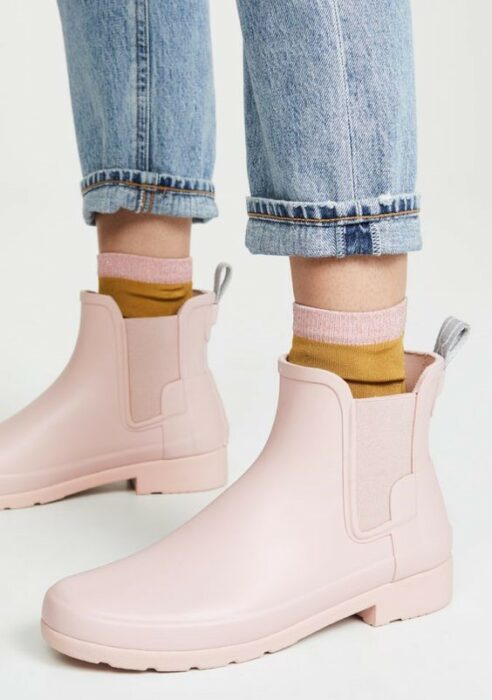 botas rosas pastel ;13 Botines para lluvia que se convertirán en tu básico favorito