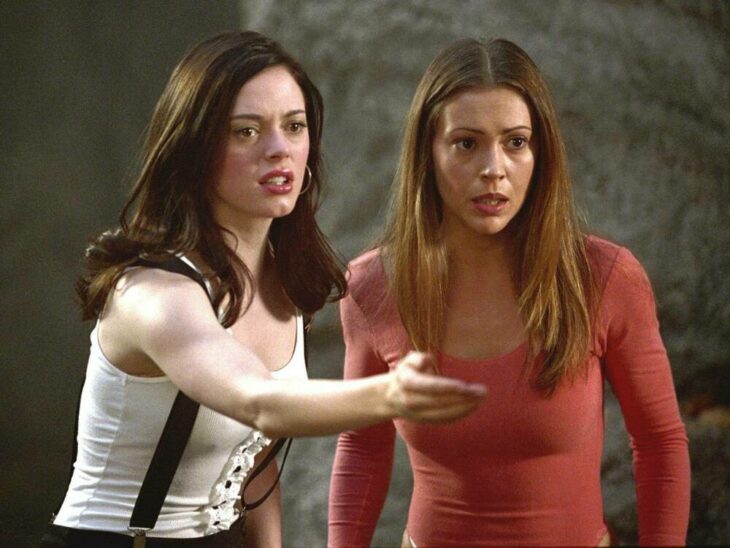 Rose McGowan y Alyssa Milano, en Charmed