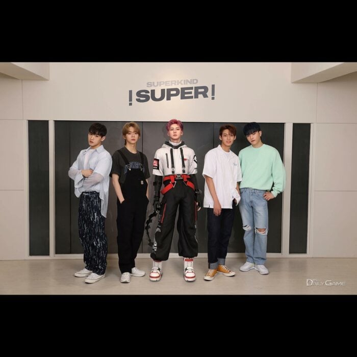 fotografía de los integrantes del group boy Superkind