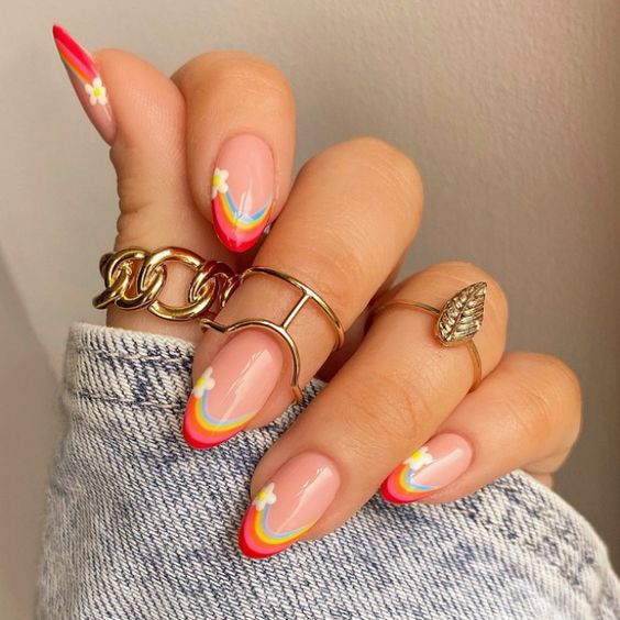 arcoirís ;13 Ideas para darle un giro cool a tu clásica manicura francesa