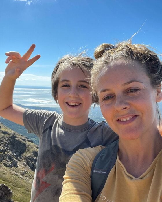 Selfie de la actriz Alicia Silverstone junto a su hijo Bear de 11 años