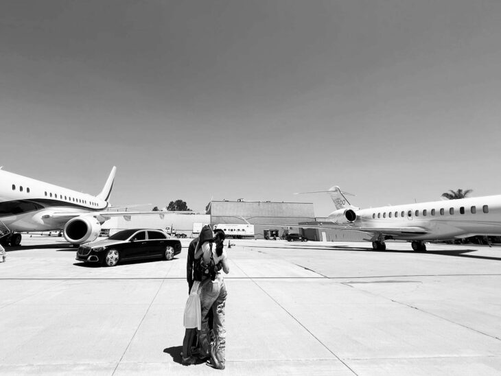 Image of Kylie Jenner about to board her private jet 