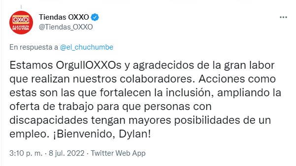 captura de pantalla de una publicación comentada por la cuenta oficial de las Tiendas OXXO