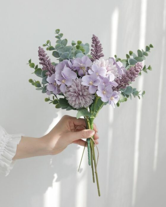 bugambilia ;15 Hermosos ramos de lavanda para llegar al altar 