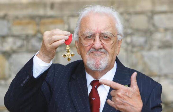  Bernard Cribbins