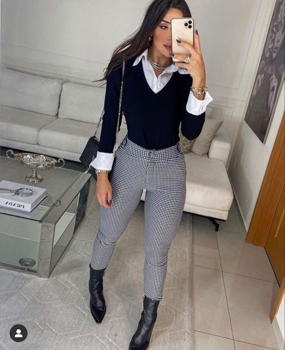 outfit con pantalon godinez