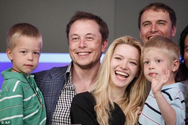 Elon Musk, Justine Wilson y dos de sus hijos