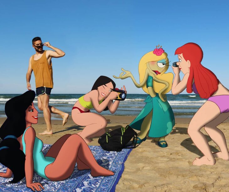 Mulán y una de las hermanastras de Cenicienta tomándole una foto a un personaje de Lilo y Stich en una playa 