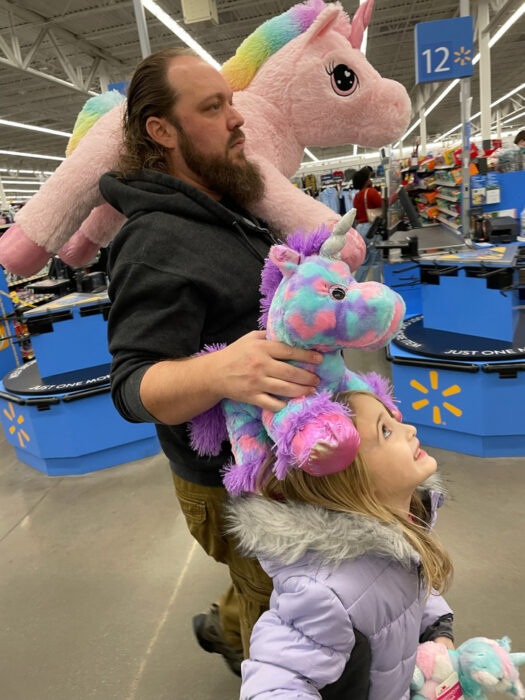 dad and daughter with unicorns