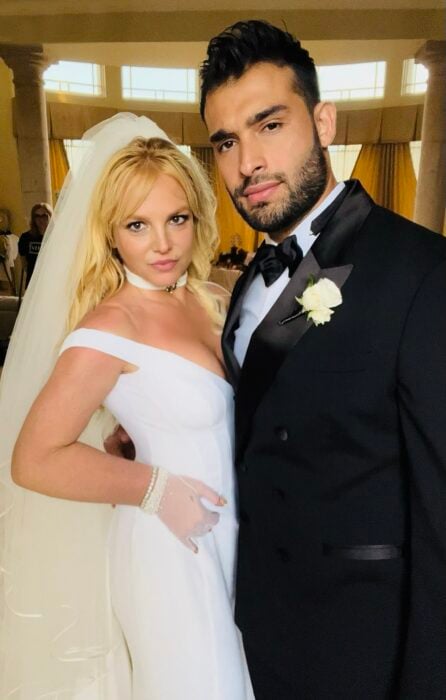 Britney Spears junto a su esposo Sam Asghari 