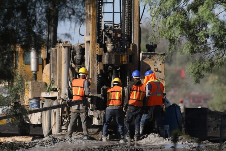 Detienen rescate de mineros en Sabinas ante riesgo de colapso