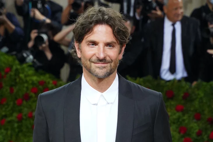En EE.UU.  buscan a un 'doble' del actor Bradley Cooper sospechoso de robo