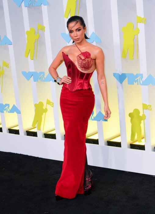 Anitta; Los mejores looks de la alfombra roja de los MTV VMAs 2022